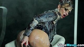 Bukkaked ho toys pussy - porn video