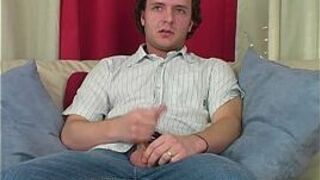 Horny Straight Guy Johnny Masturbating - porn video