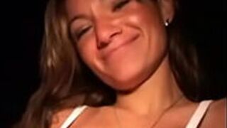 girls making out - porn video