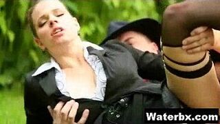 Kinky Gal Solo Pee - porn video