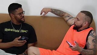 Male with big thick cock impregnates Scotty Brayan - porn video